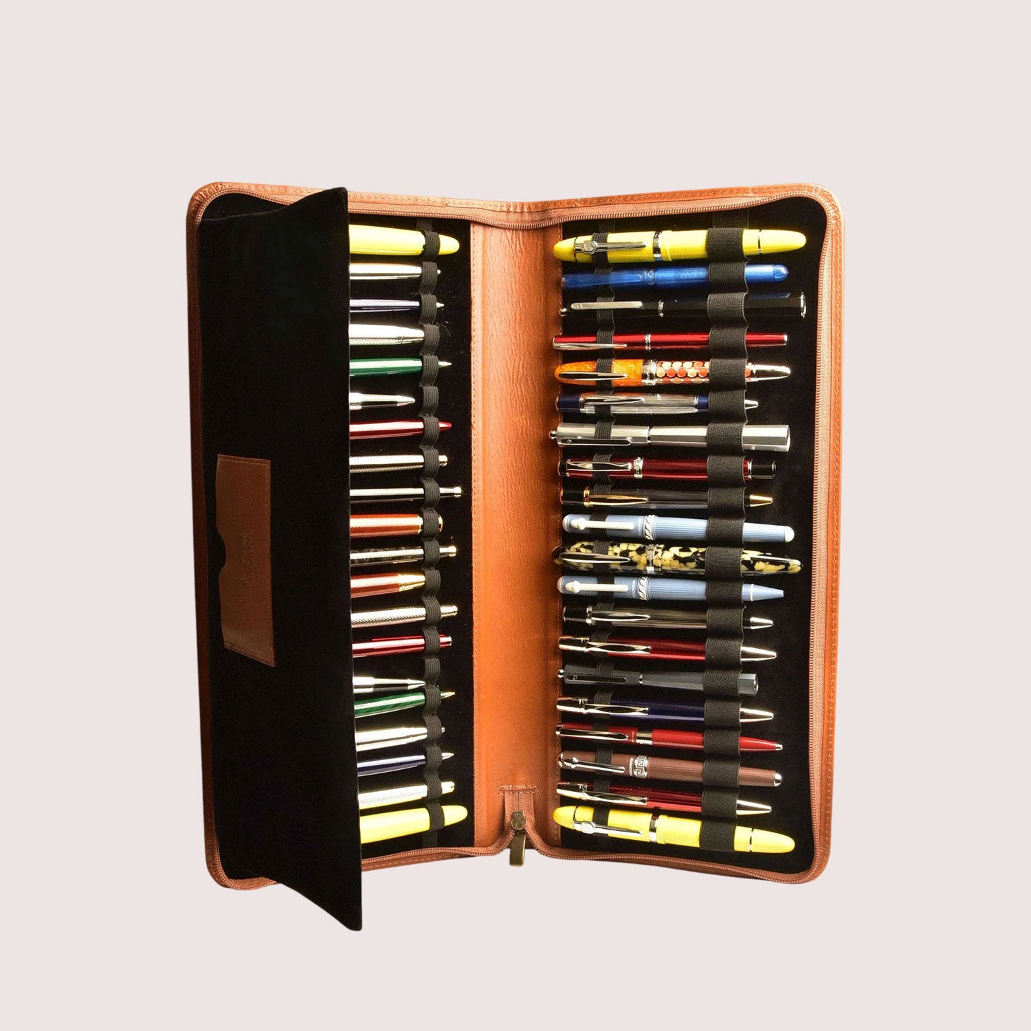 Collector's 40-Pen Case-4