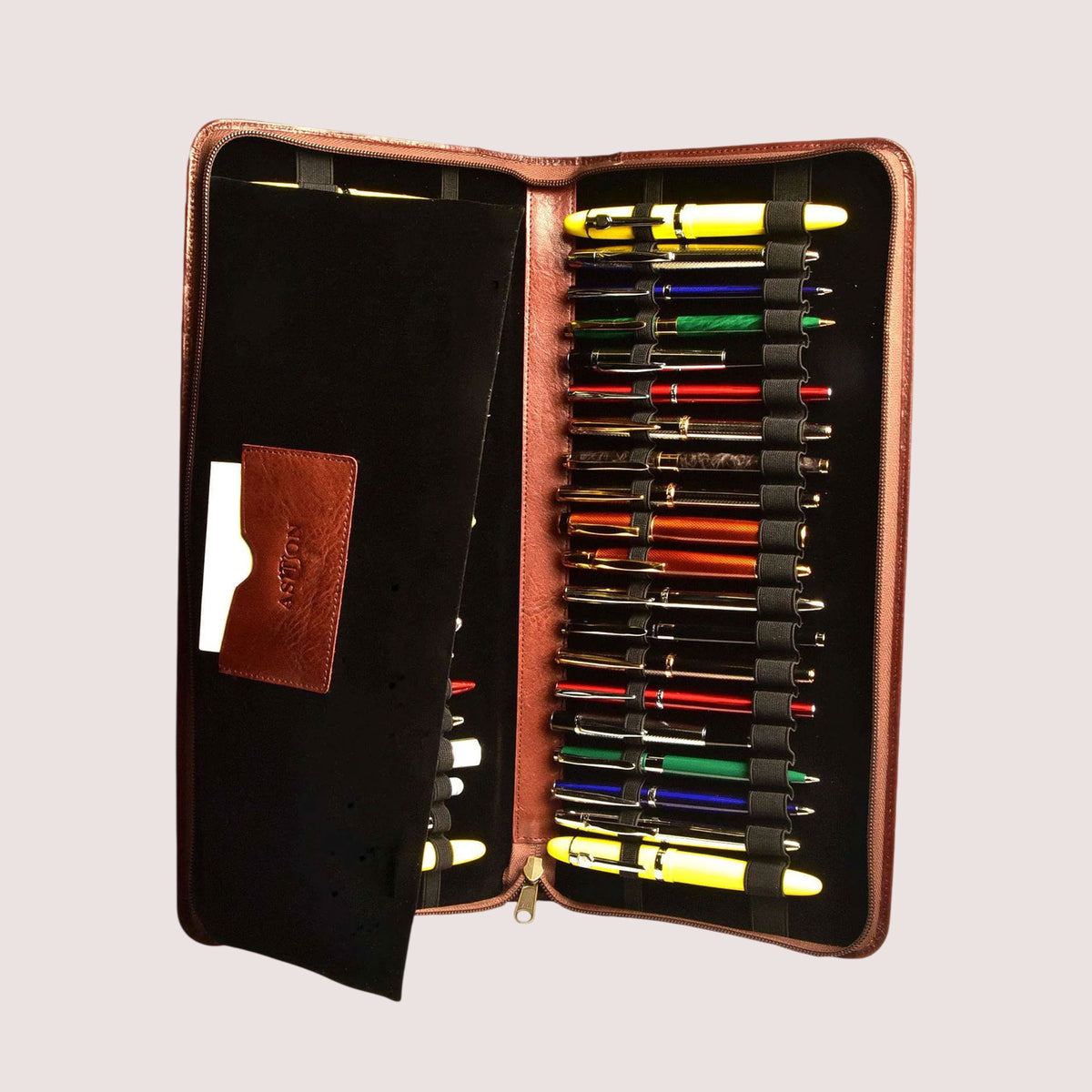 Collector's 40-Pen Case-14