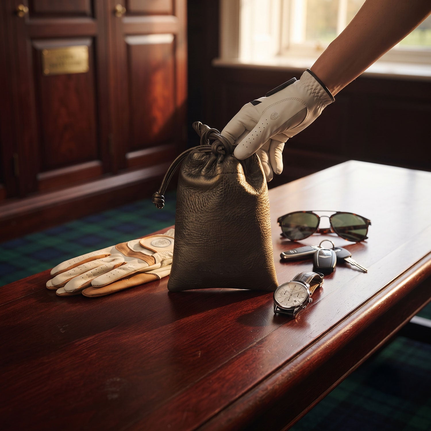 Merion Golfers Valuable Pouch-3