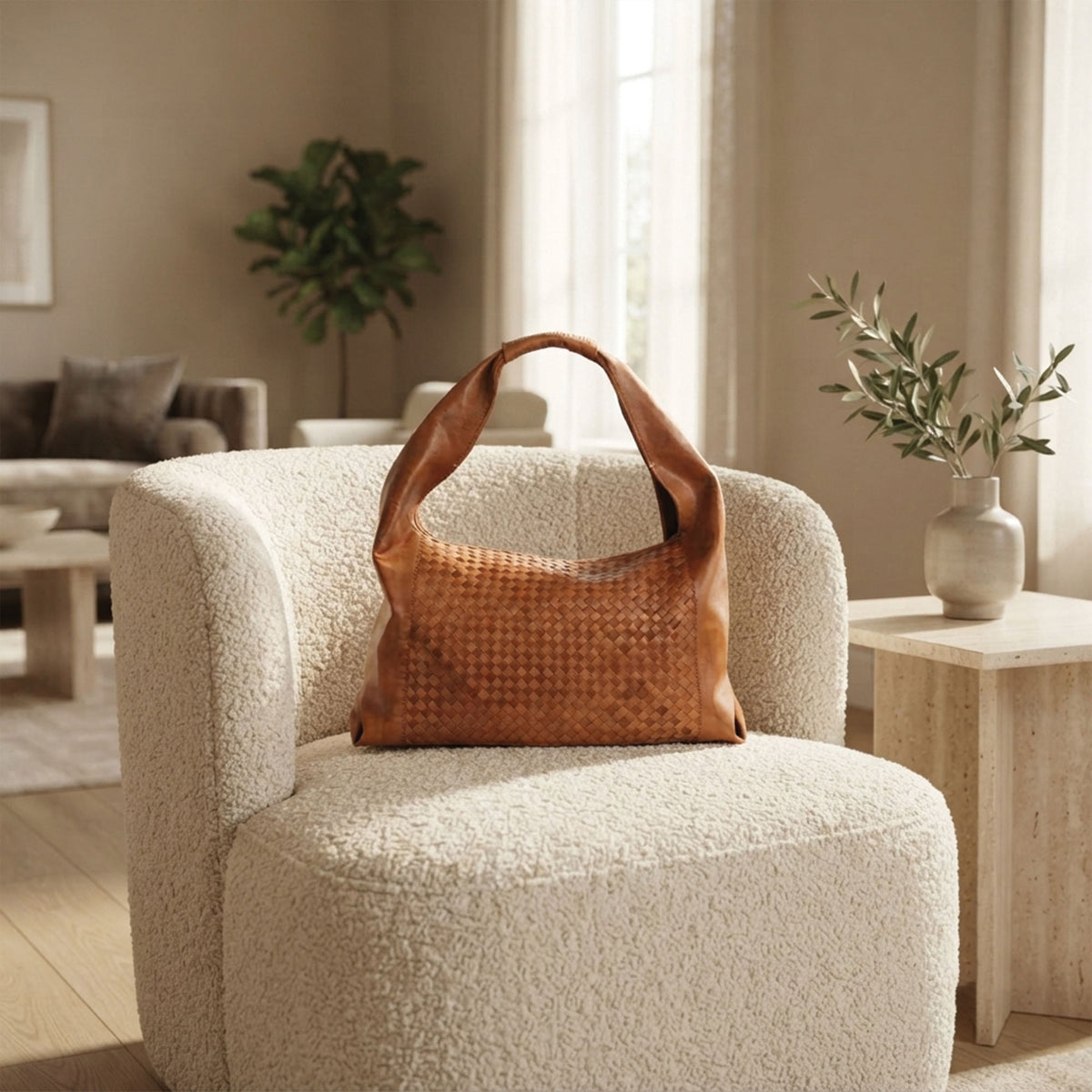 Elanor Hobo Shoulder Bag-16