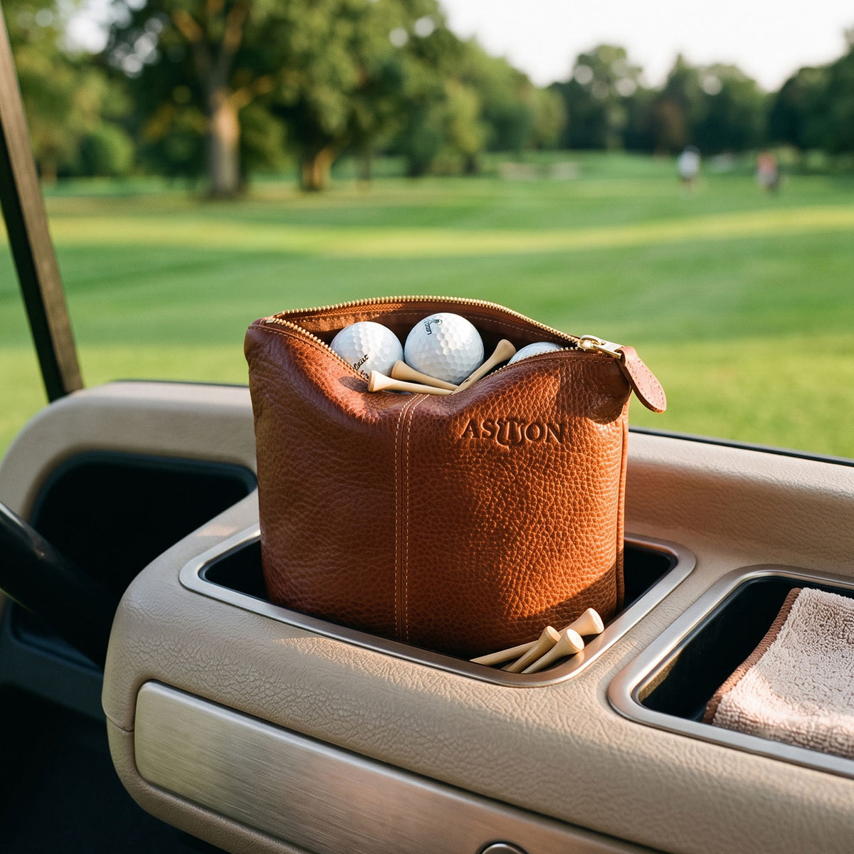 Dorado Golf Balls and Valuable Pouch-14