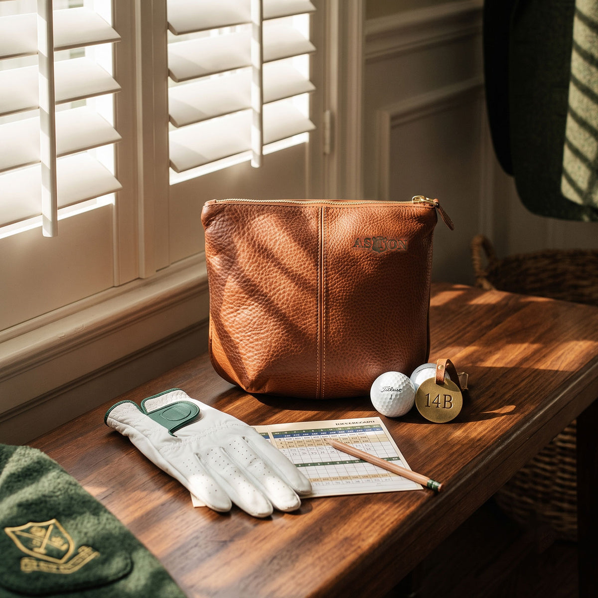 Dorado Golf Balls and Valuable Pouch-15