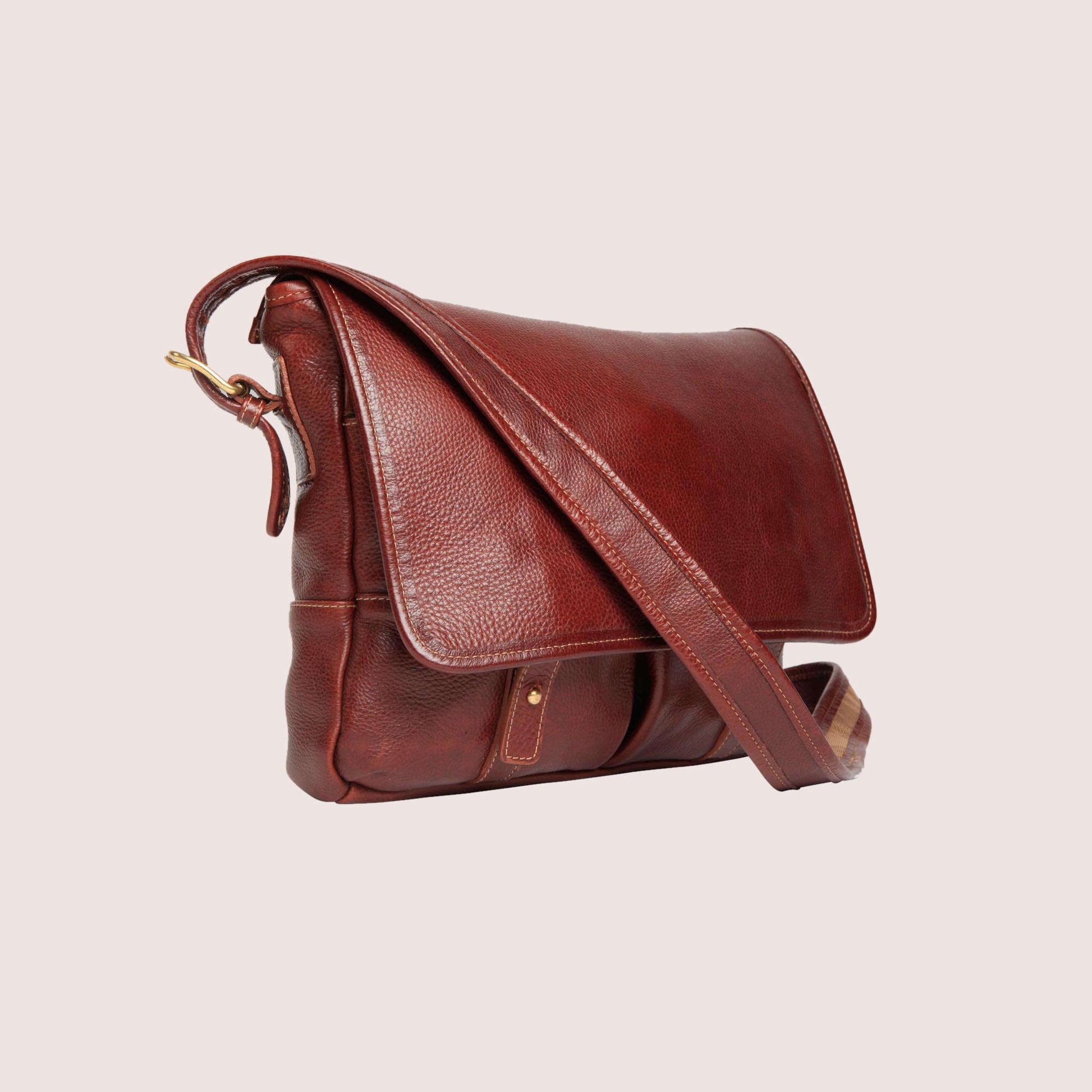 Dayton Medium Messenger Bag