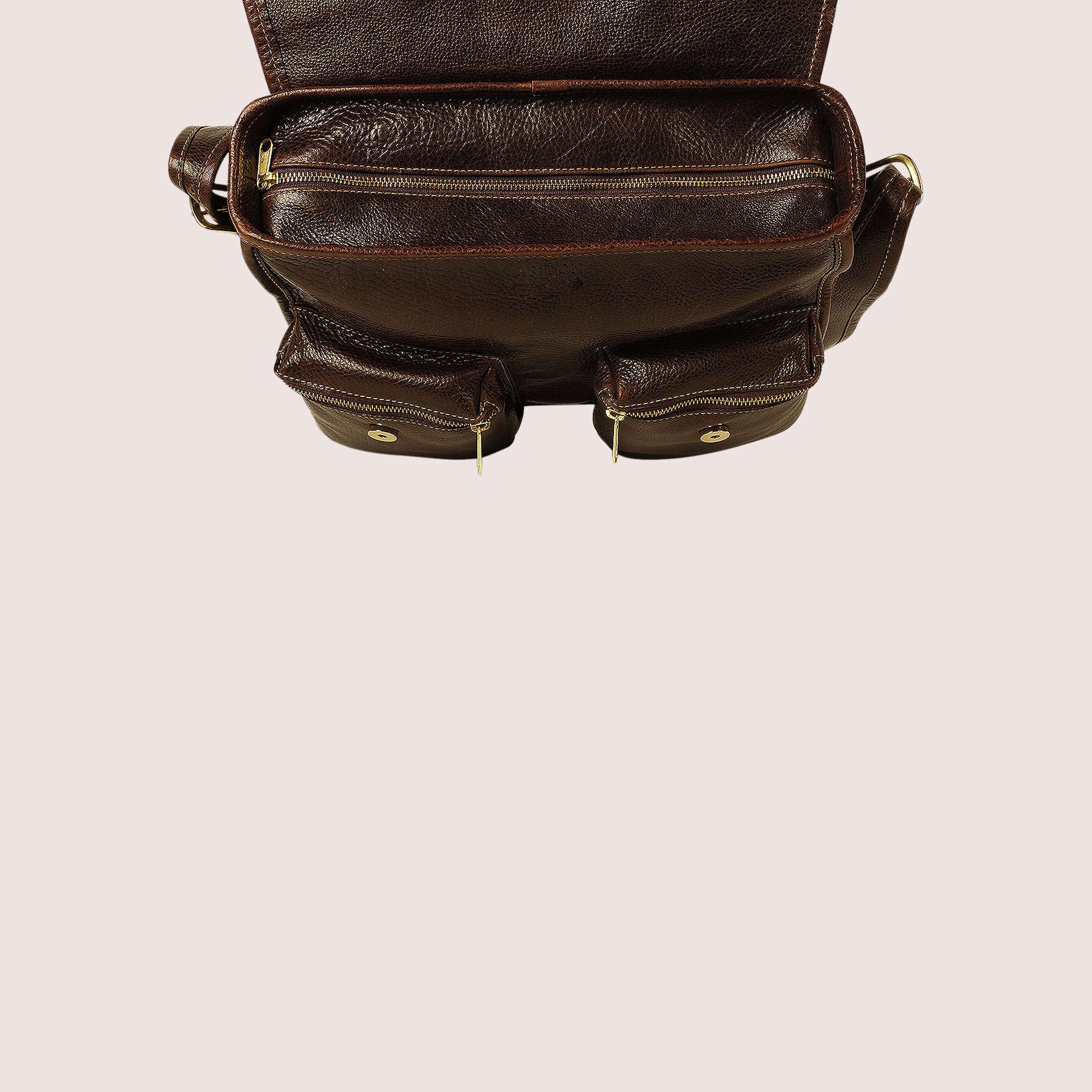 Orwell Mailman Shoulder Bag-12